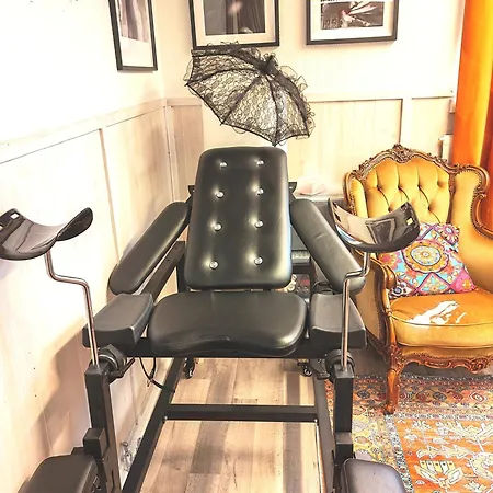 Apartament Eroottinen Nest *